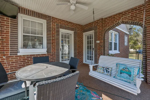 $334,900 | 111 Oak Grove Road, Red Boiling Springs, TN 37150