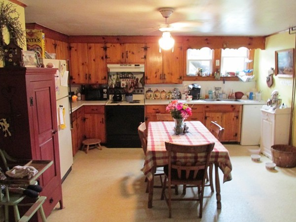 289 Ashfield Road Buckland, MA 01338 - Photo 3 of 10