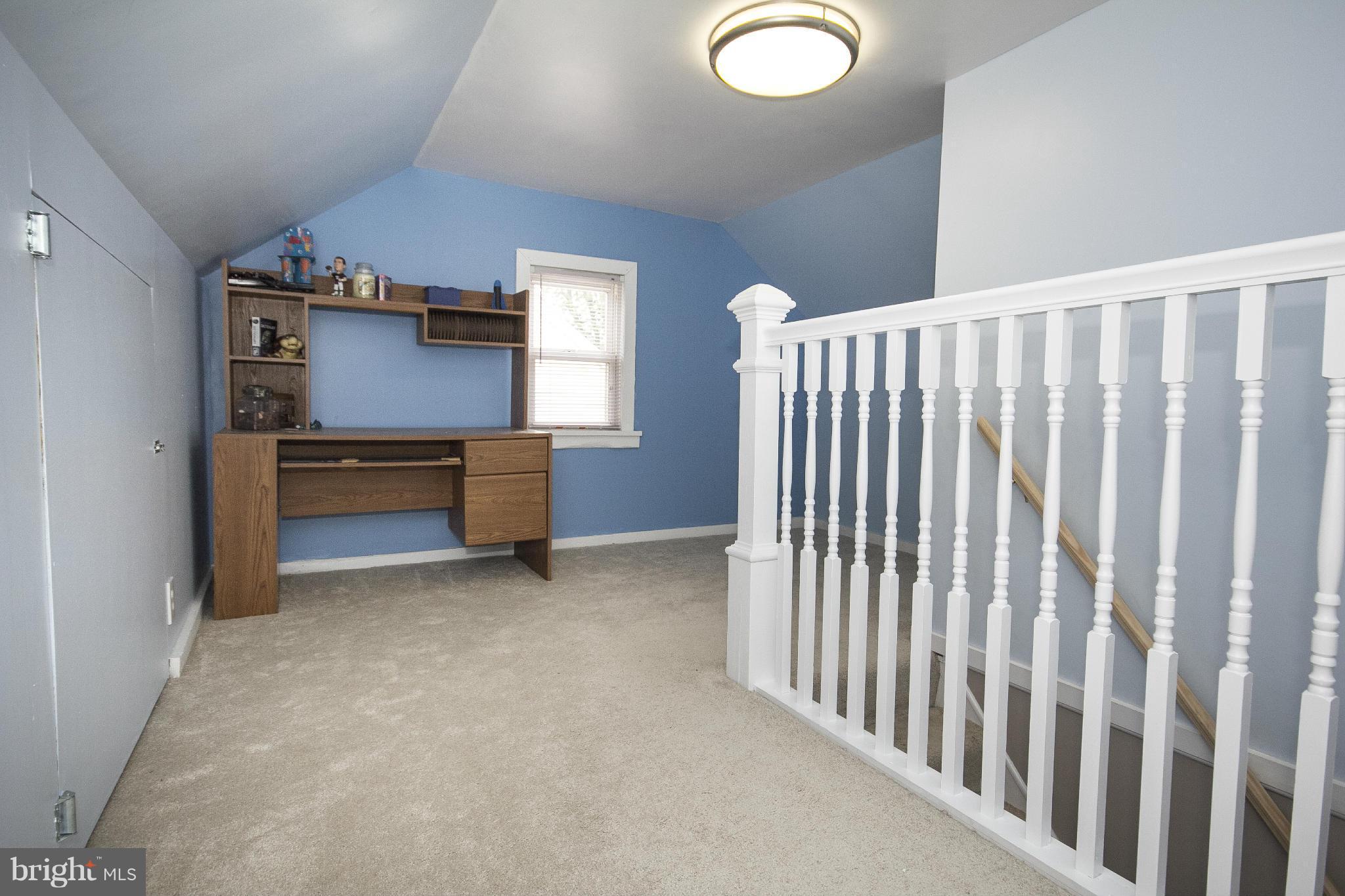 305 Townsend Road Baltimore, MD 21221 - Photo 14 of 25 Upper Level Walkway to Bedroom
