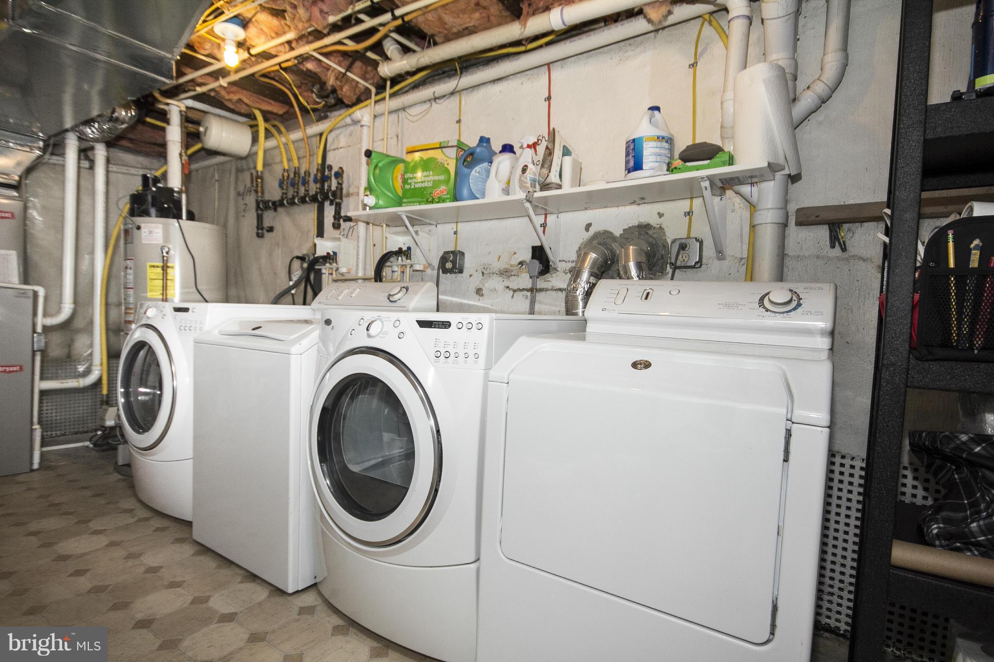 305 Townsend Road Baltimore, MD 21221 - Photo 19 of 25 Laundry Room w/ 2 Washers & Dryers