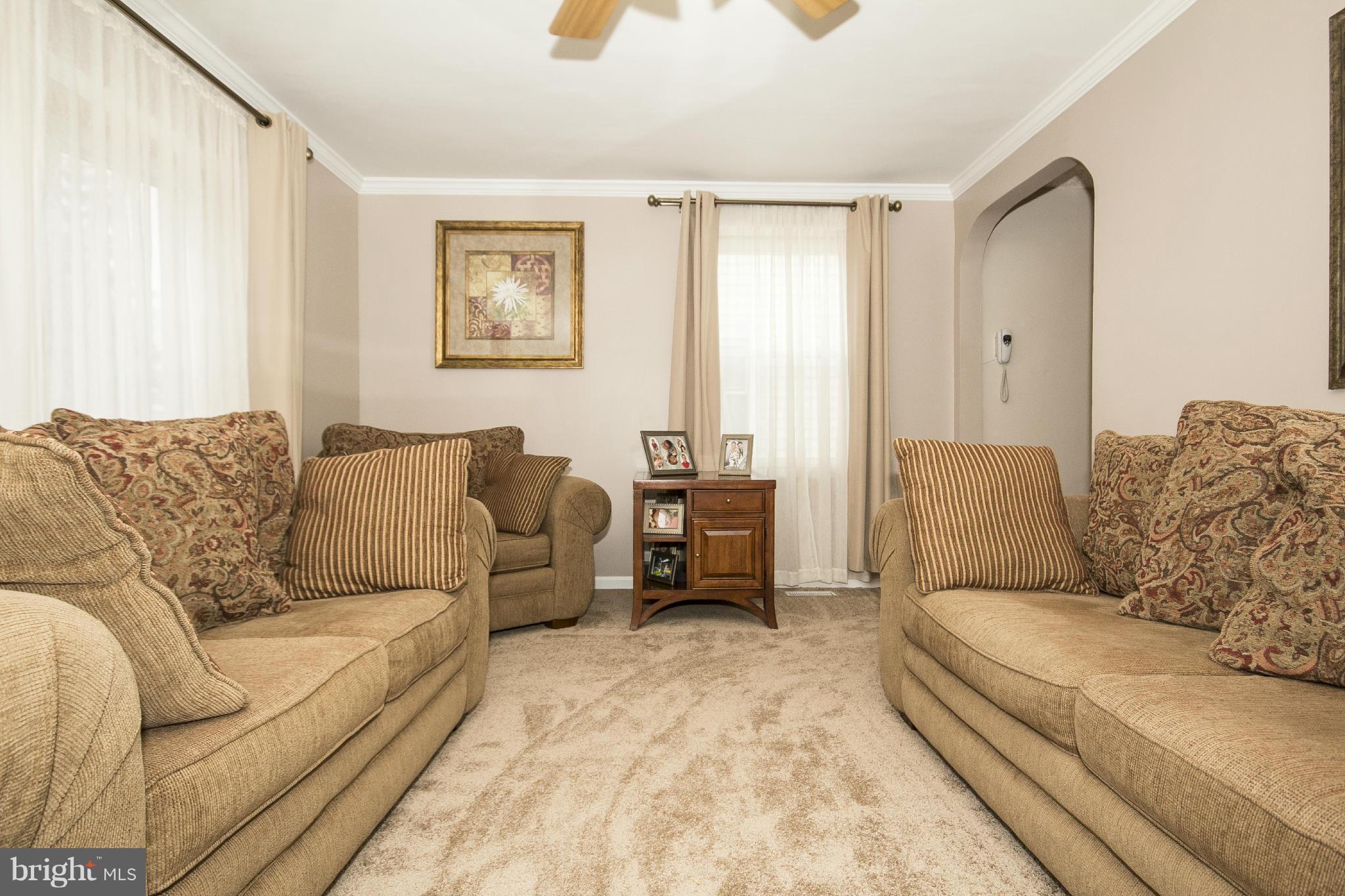 305 Townsend Road Baltimore, MD 21221 - Photo 3 of 25 Brand New Carpet