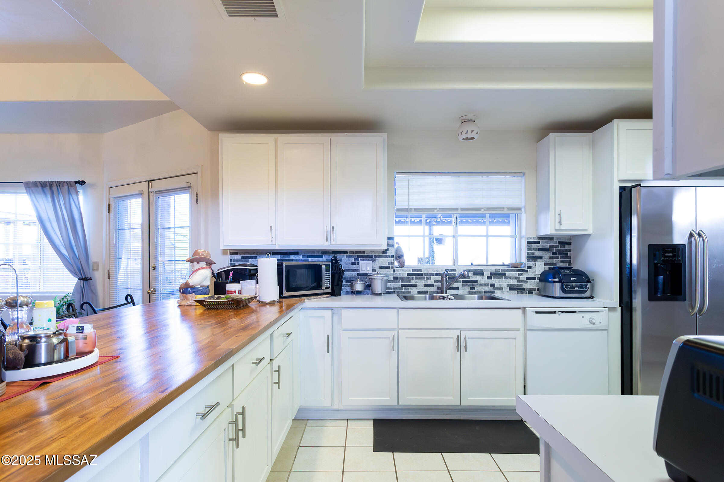 21 Kachina Rio Rico, AZ 85648 - Photo 12 of 50