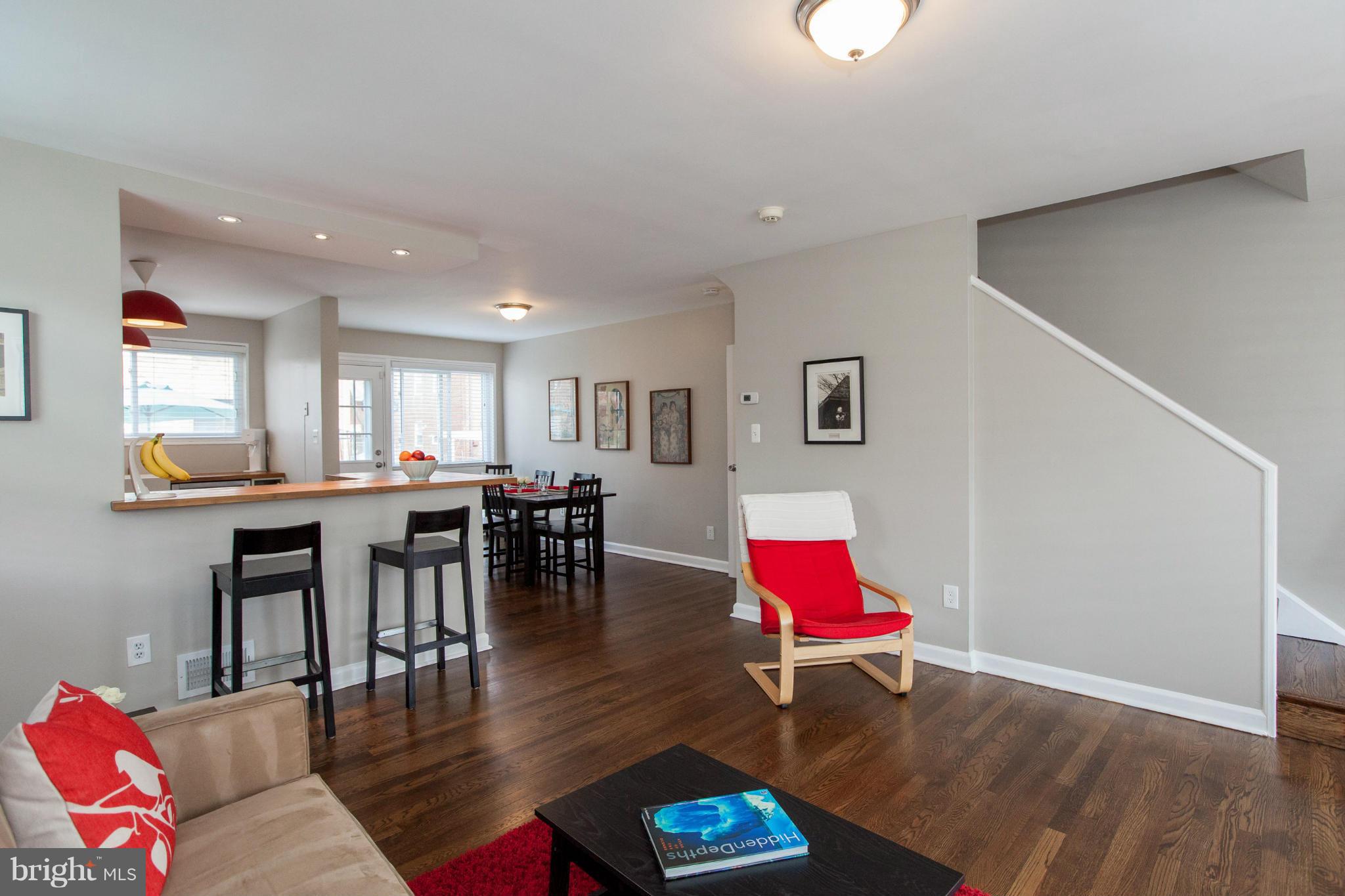 700 Decatur Place Northeast Washington, DC 20017 - Photo 7 of 30 Living Room