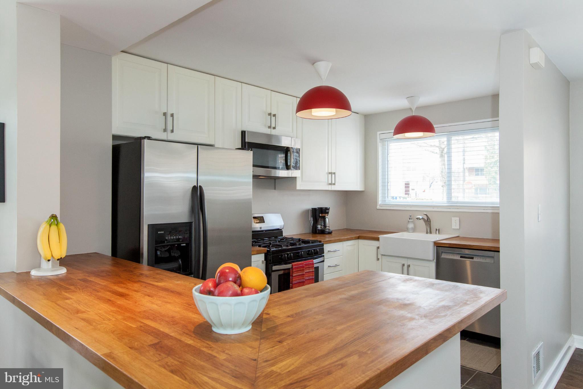 700 Decatur Place Northeast Washington, DC 20017 - Photo 10 of 30 Kitchen