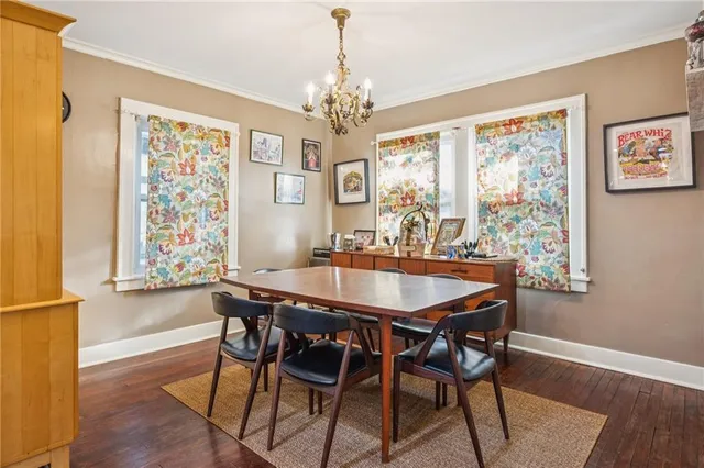 $540,000 | 4910 State Line Road, Westwood Hills, KS 66205