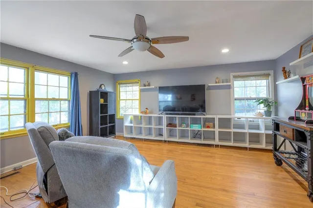 $509,000 | 4910 State Line Road, Westwood Hills, KS 66205