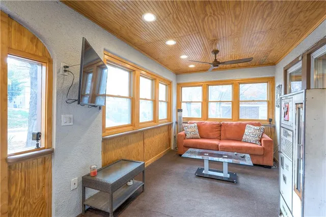 $509,000 | 4910 State Line Road, Westwood Hills, KS 66205