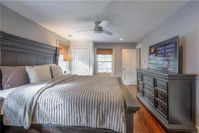 $509,000 | 4910 State Line Road, Westwood Hills, KS 66205