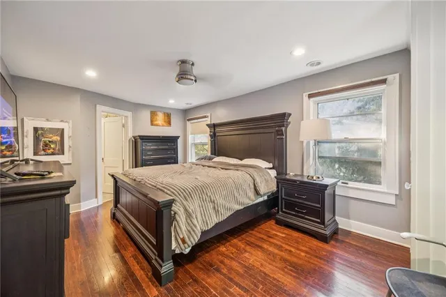 $540,000 | 4910 State Line Road, Westwood Hills, KS 66205