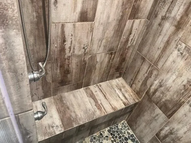 $540,000 | 4910 State Line Road, Westwood Hills, KS 66205