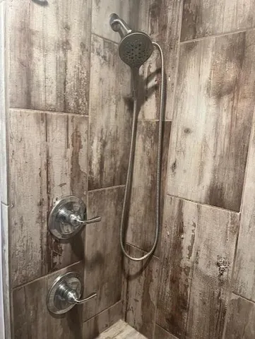 $540,000 | 4910 State Line Road, Westwood Hills, KS 66205