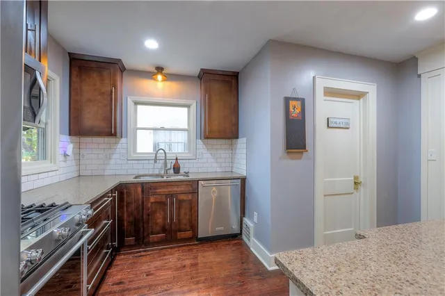 $509,000 | 4910 State Line Road, Westwood Hills, KS 66205