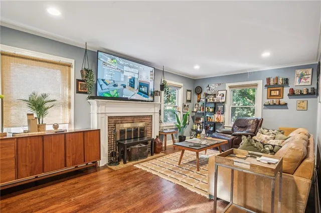 $540,000 | 4910 State Line Road, Westwood Hills, KS 66205