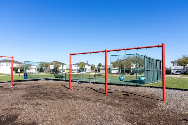 $1,950 | 9107 Stingray Court, Texas City, TX 77591