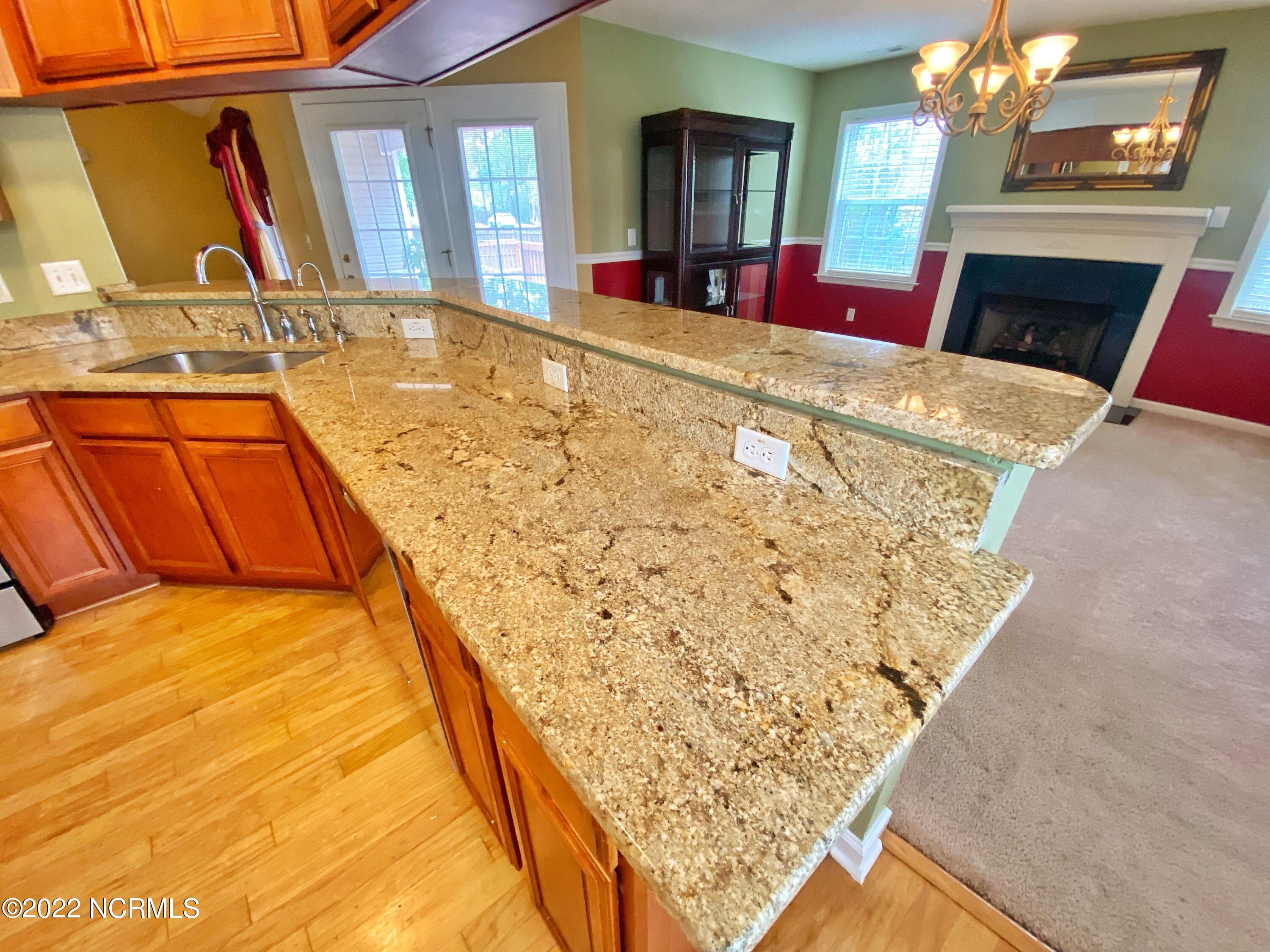 442 Ridge Road Jacksonville, NC 28540 - Photo 19 of 59 Kitchen(2)