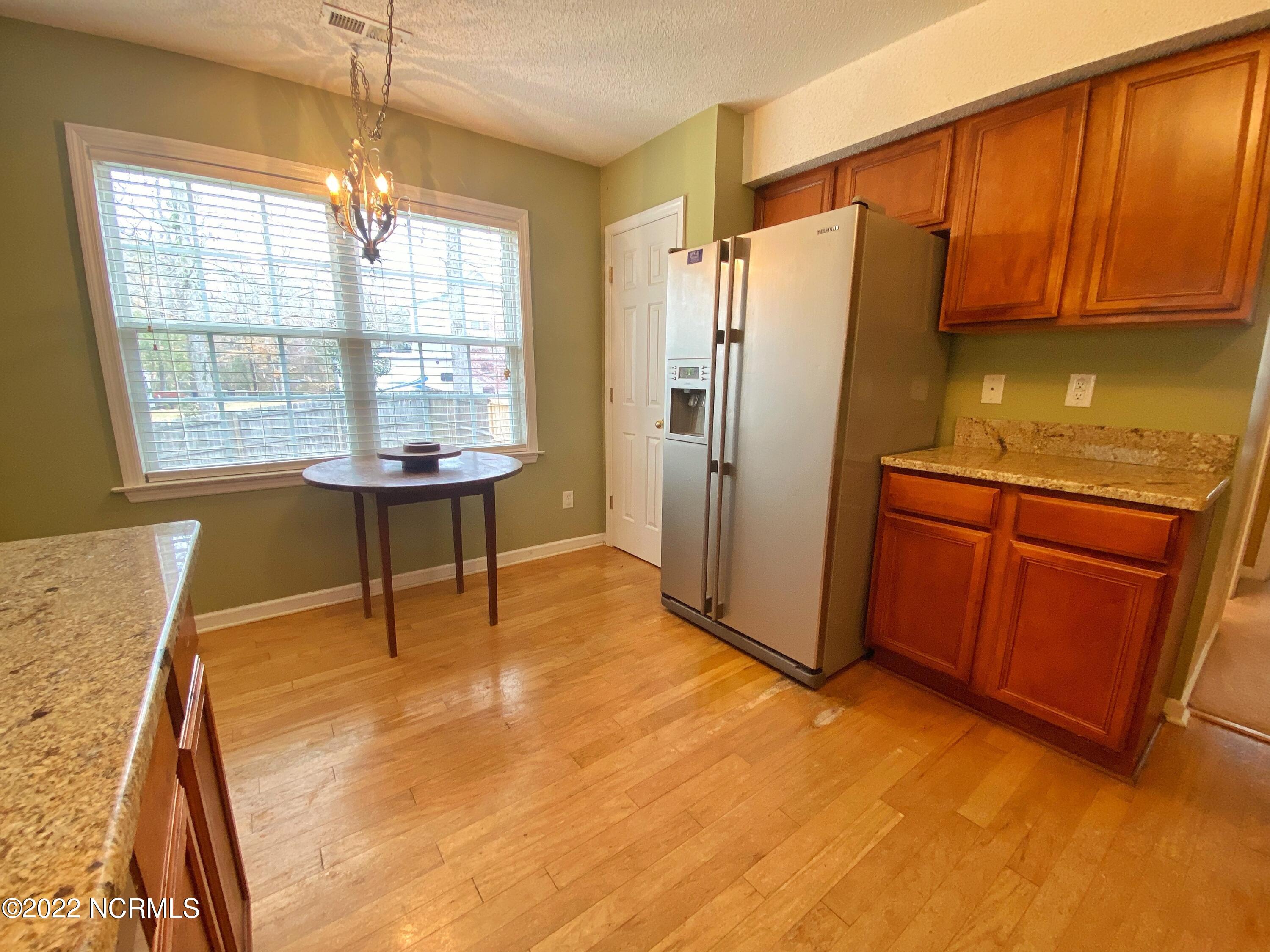 442 Ridge Road Jacksonville, NC 28540 - Photo 24 of 59 Kitchen