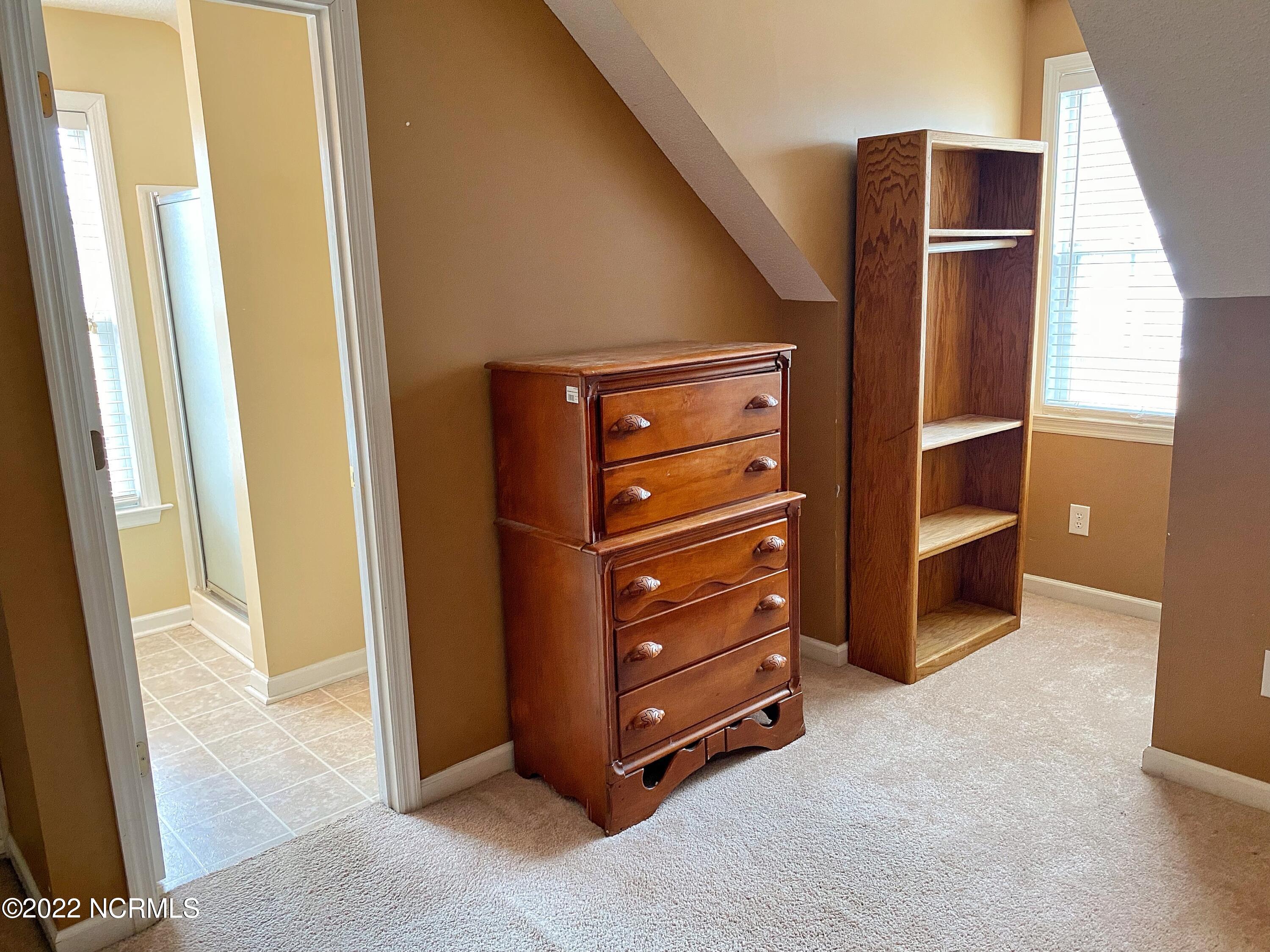 442 Ridge Road Jacksonville, NC 28540 - Photo 41 of 59 Loft(2)