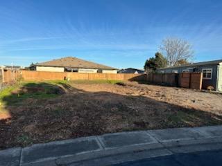 555 Freeman Road, Unit 105 Central Point, OR 97502 - Photo 1 of 12 01