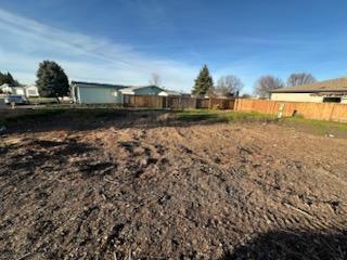 555 Freeman Road, Unit 105 Central Point, OR 97502 - Photo 2 of 12 02