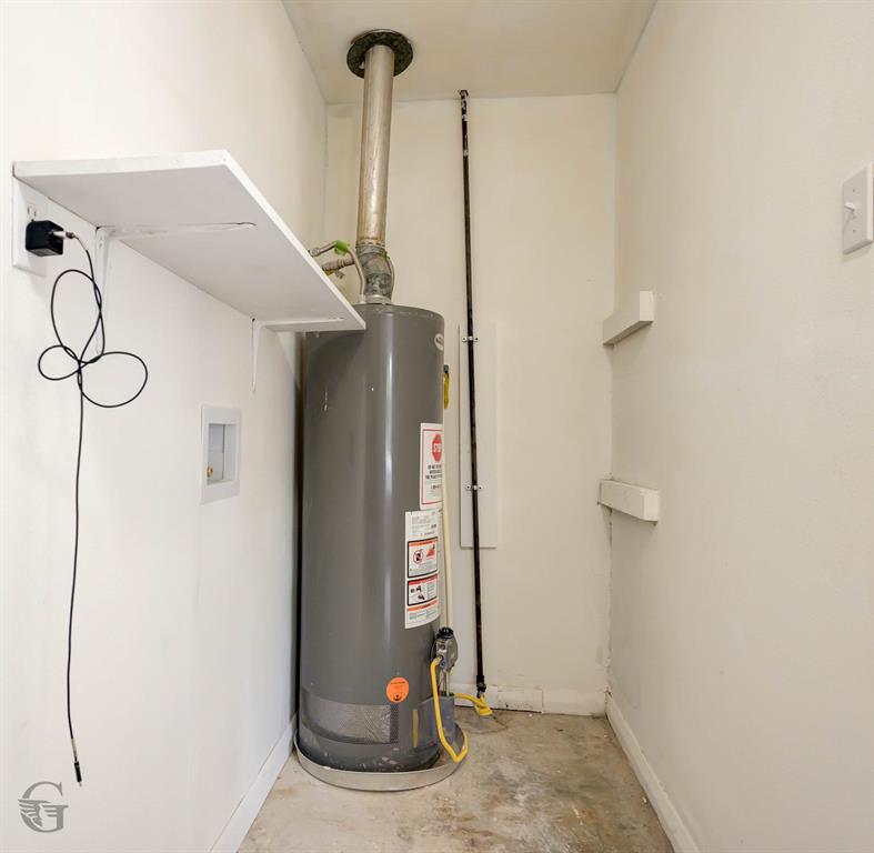 809 Horton Street Minden, LA 71055 - Photo 19 of 20 Laundry room in carport with new hot water tank