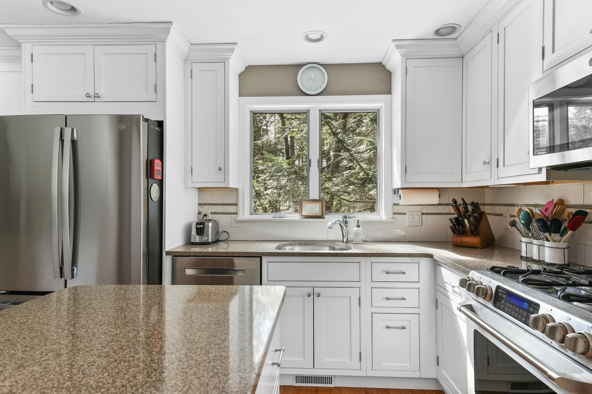 71 Greensward Drive Grantham, NH 03753 - Photo 16 of 53