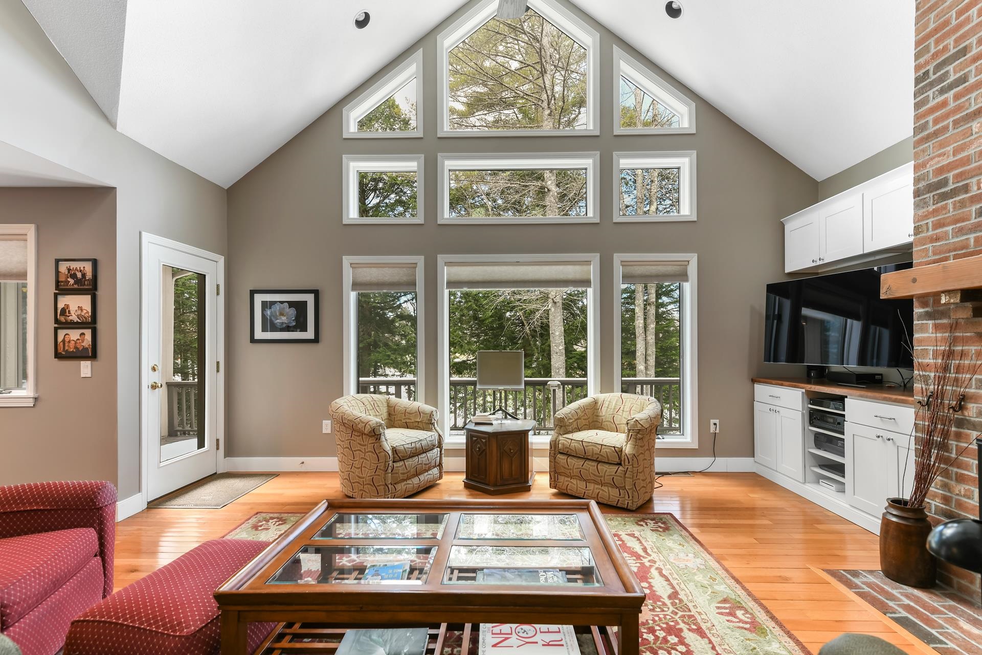 71 Greensward Drive Grantham, NH 03753 - Photo 7 of 53