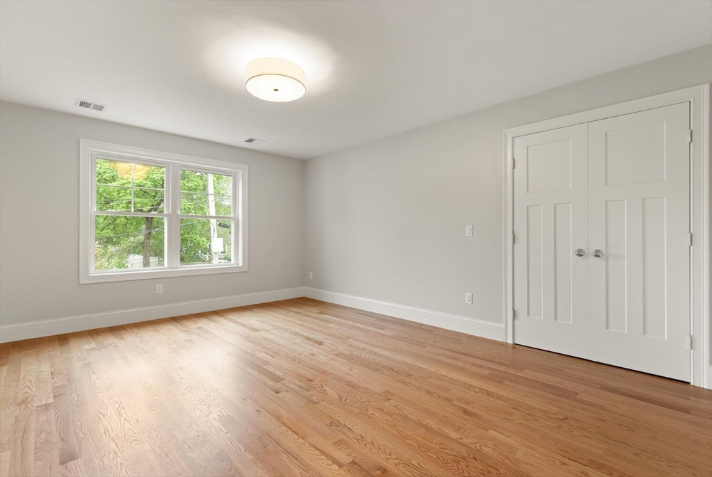 23 Sylvester Road Newton, MA 02465 - Photo 8 of 40