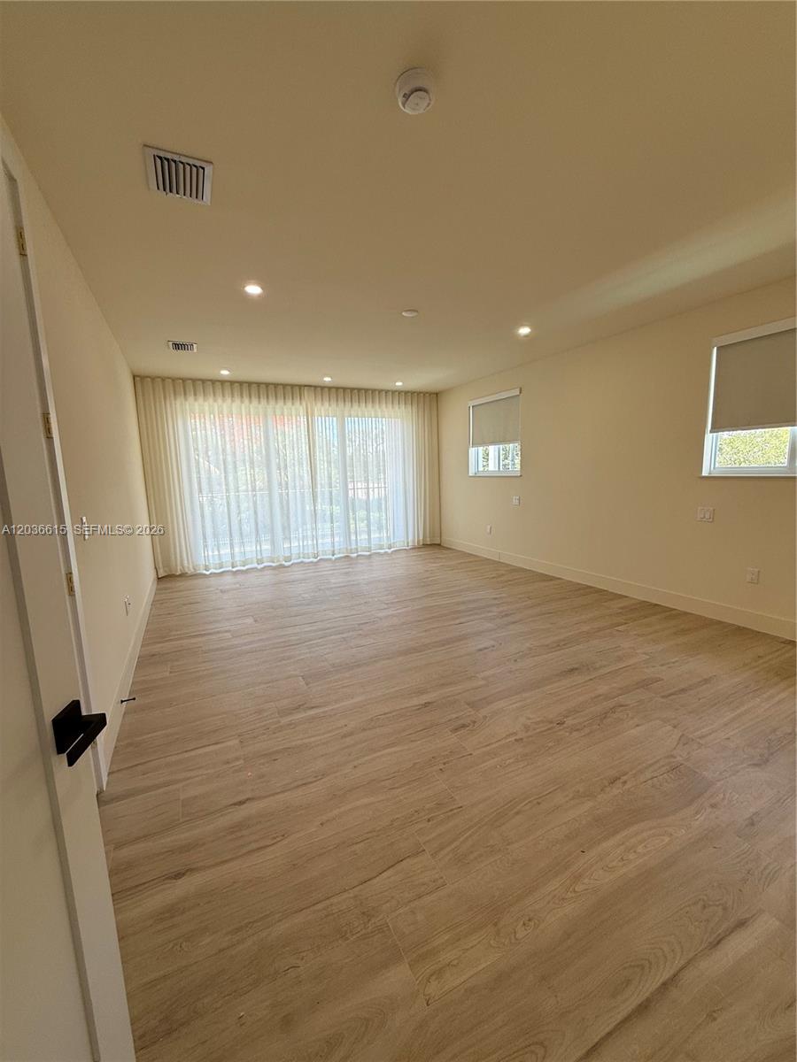 3326 Elizabeth Street Miami, FL 33133 - Photo 35 of 59
