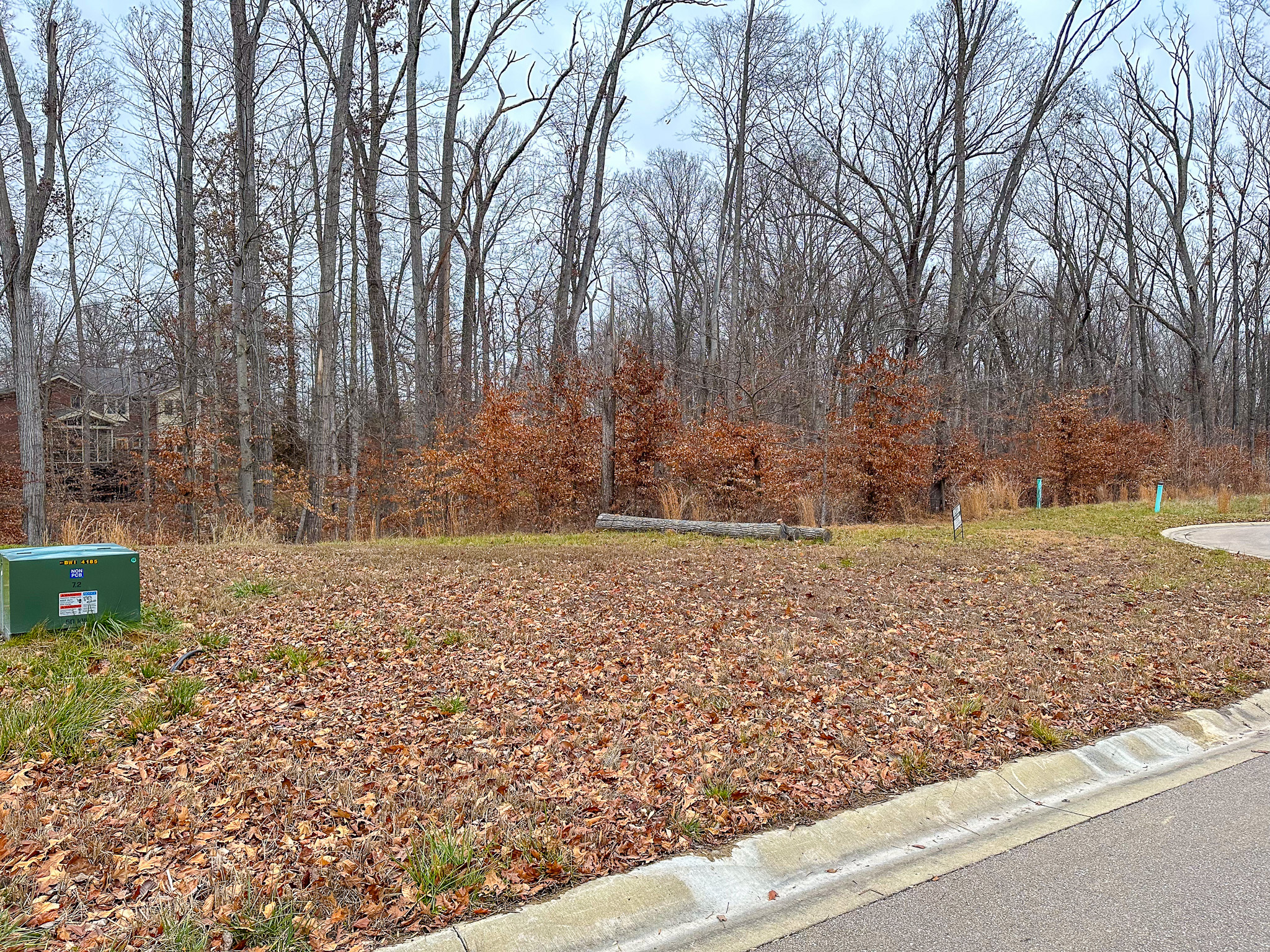 5086 Oak Ridge Trail Columbus, IN 47201 - Photo 3 of 3