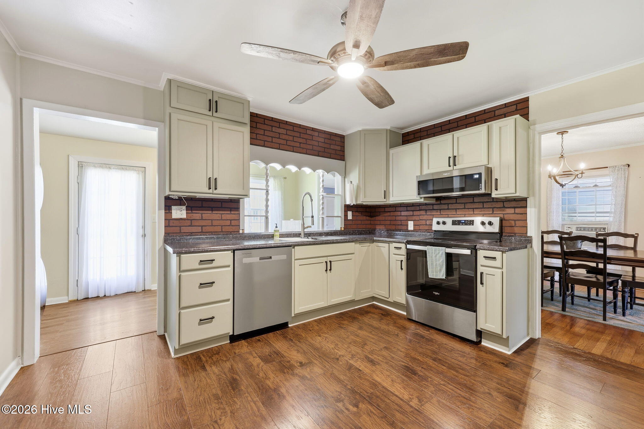 114 Marshallberg Road Smyrna, NC 28579 - Photo 8 of 50