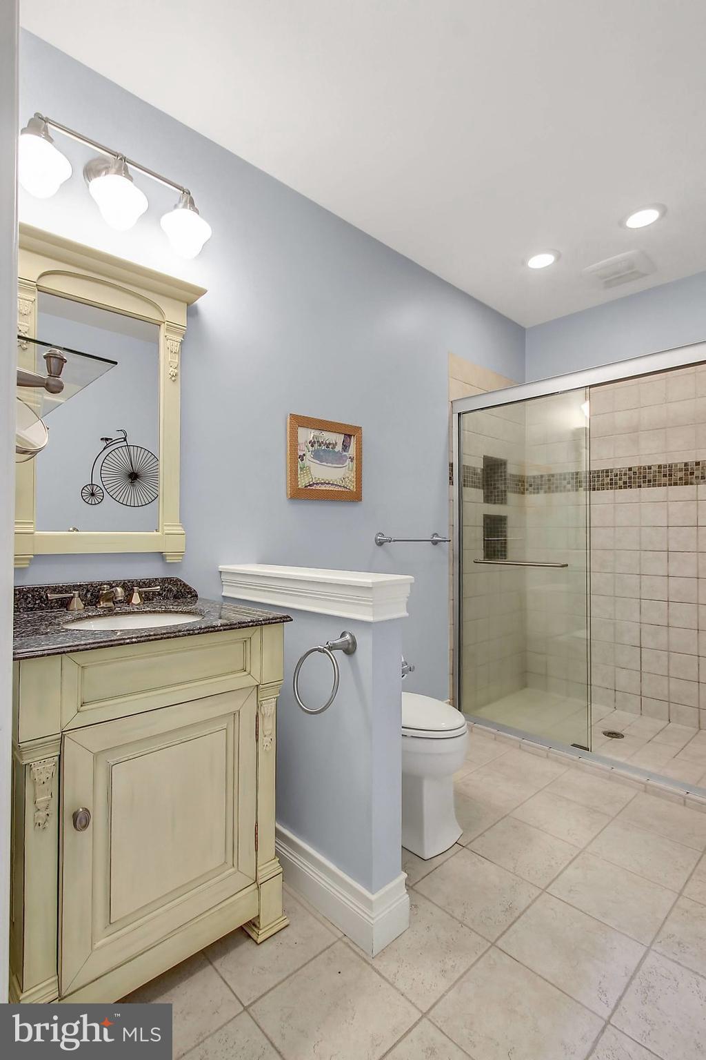 5325 Sweet Air Road Baldwin, MD 21013 - Photo 15 of 30 1st floor Bath