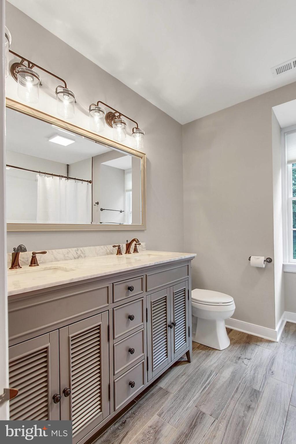 5325 Sweet Air Road Baldwin, MD 21013 - Photo 21 of 30 Hall Bath on 2nd floor