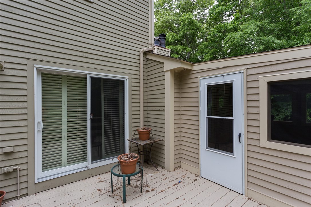 43 Latham Farm Road Smithfield, RI 02917 - Photo 35 of 40