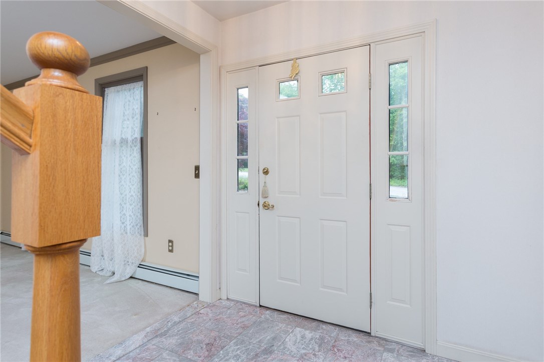43 Latham Farm Road Smithfield, RI 02917 - Photo 2 of 40 Entry