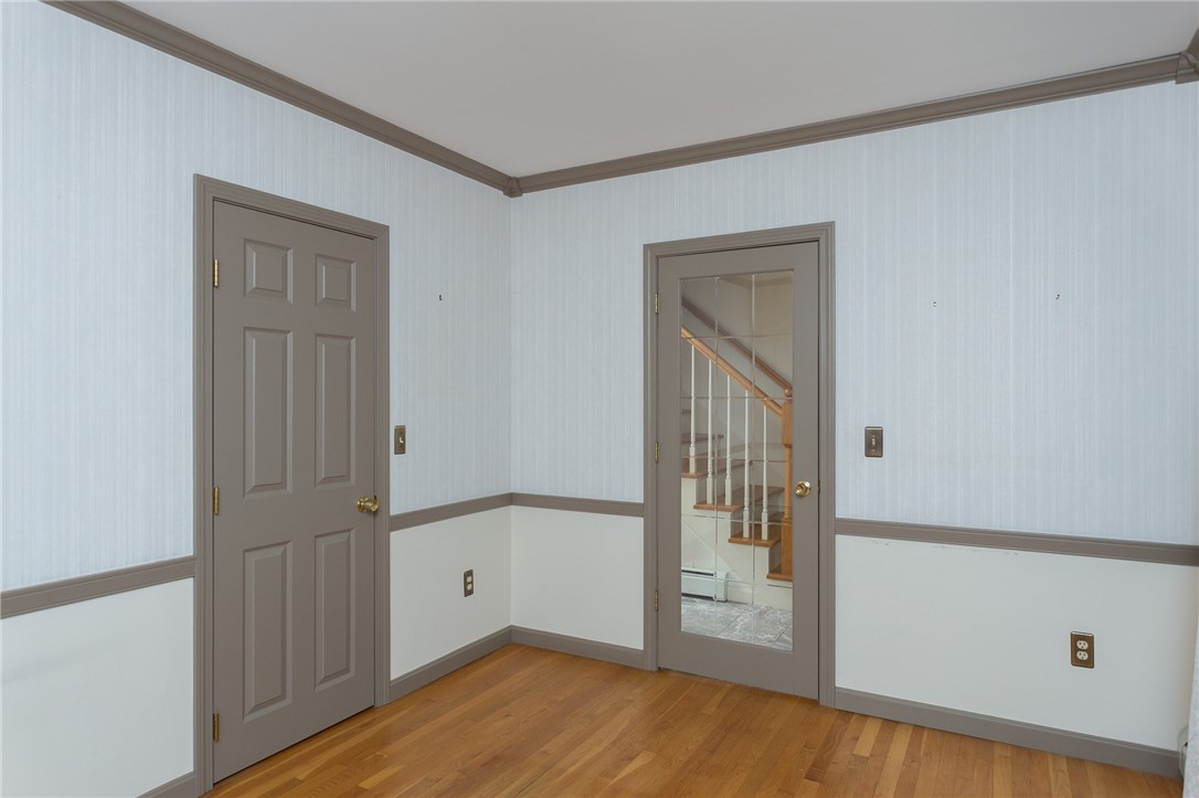 43 Latham Farm Road Smithfield, RI 02917 - Photo 3 of 40