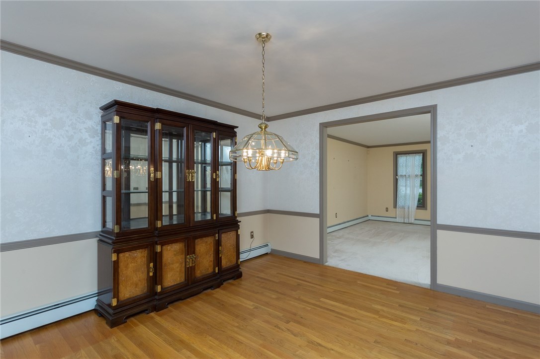 43 Latham Farm Road Smithfield, RI 02917 - Photo 8 of 40