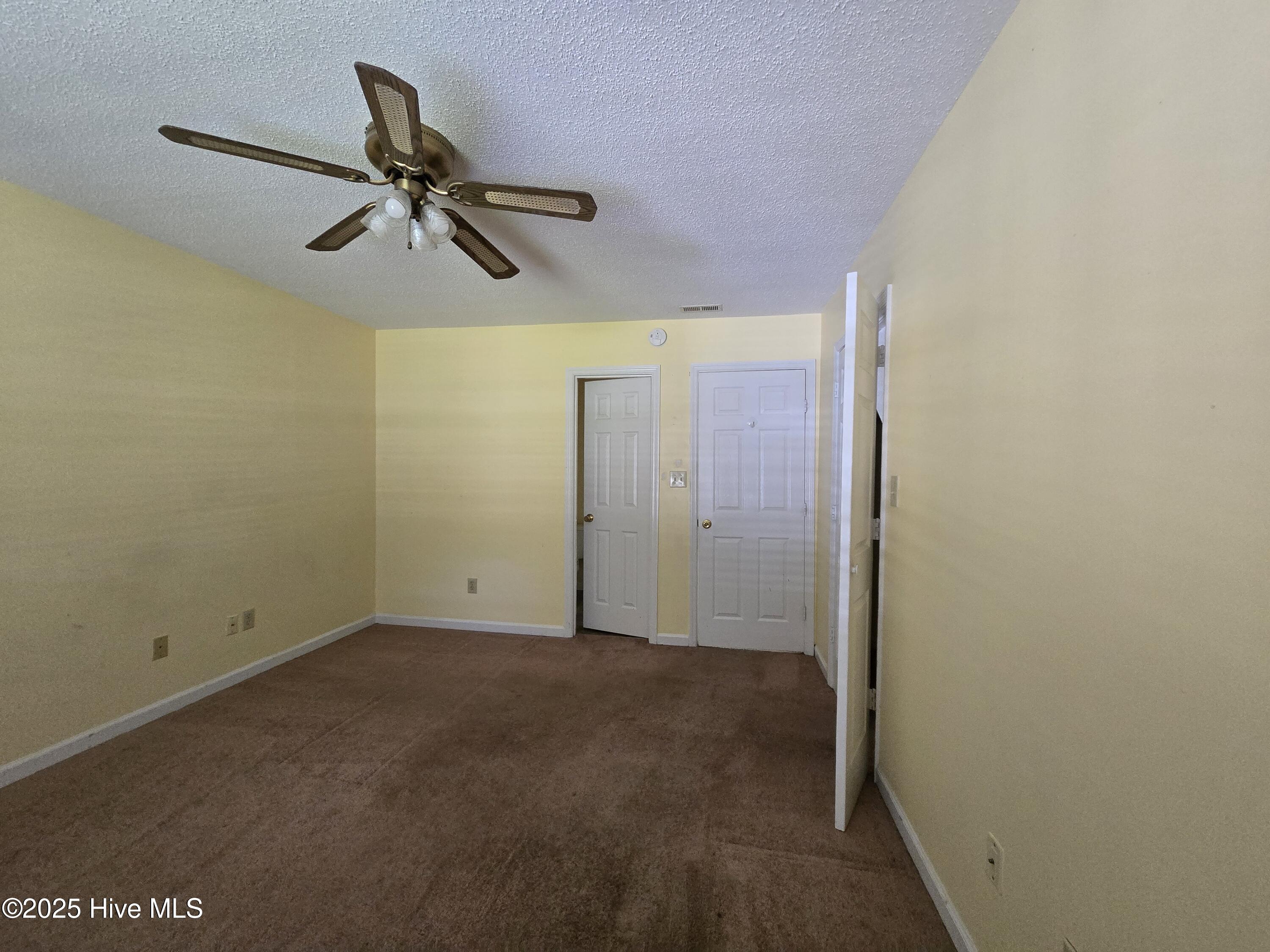 130 Riverside Drive Beaufort, NC 28516 - Photo 24 of 26 Primary bedroom