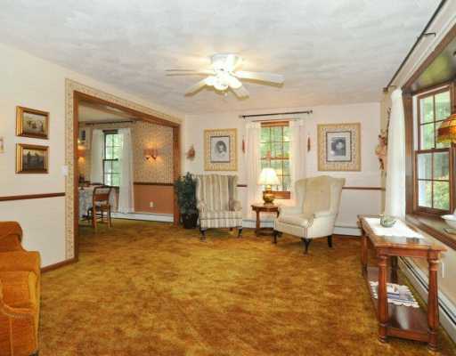 11 Hines Farm Road Cranston, RI 02921 - Photo 5 of 12 Living Room.