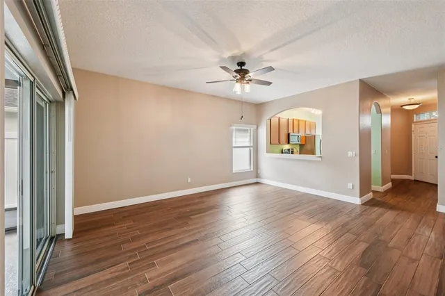 $425,000 | 8315 Lake Amhurst Trail, Orlando, FL 32829