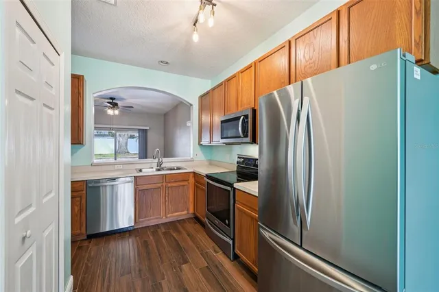 $425,000 | 8315 Lake Amhurst Trail, Orlando, FL 32829