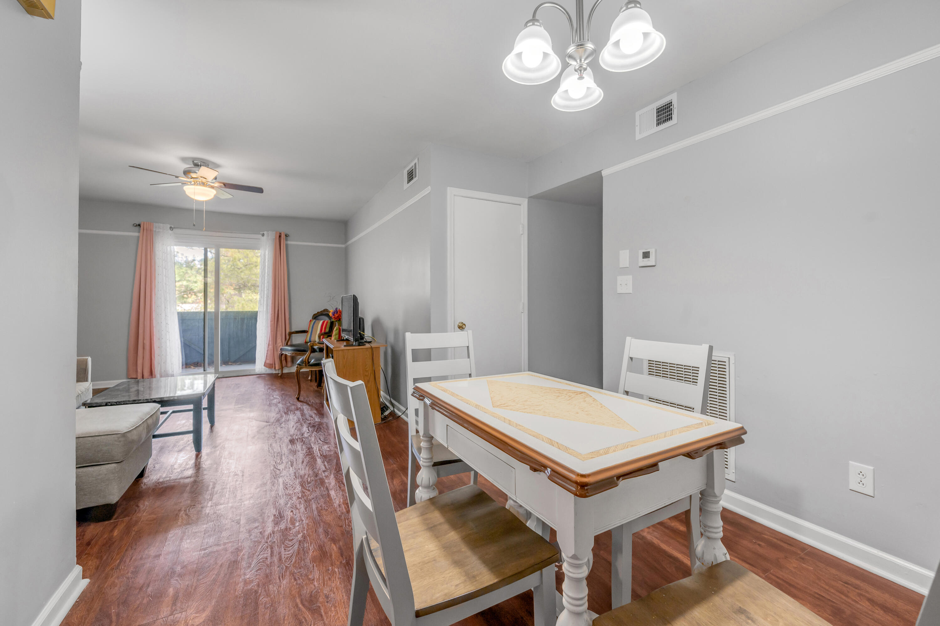 1080 Armstrong Mill Road, Unit D Lexington, KY 40517 - Photo 7 of 19 TDB_2857