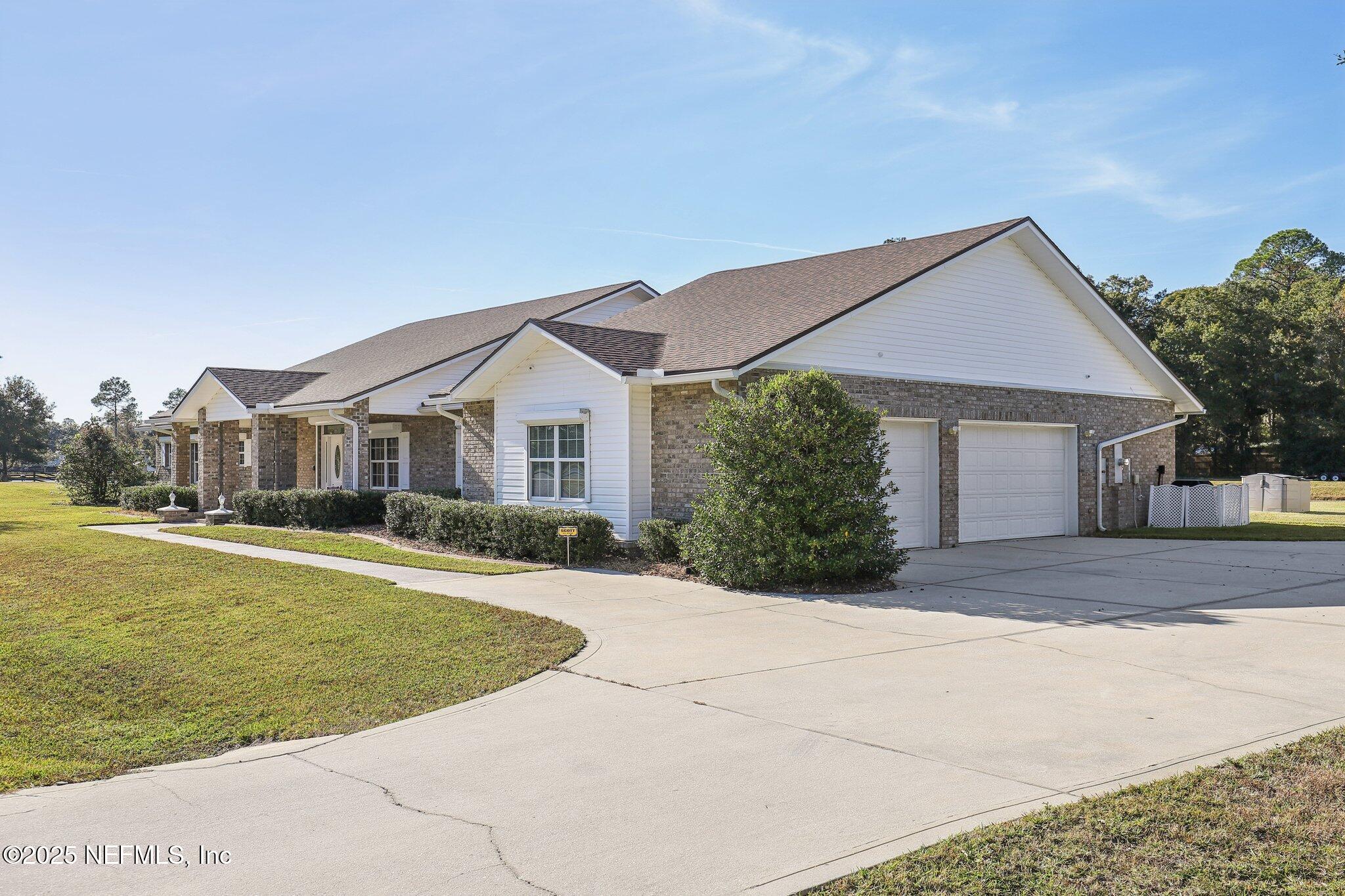201 Towers Ranch Drive St. Augustine, FL 32092 - Photo 33 of 74 Garage