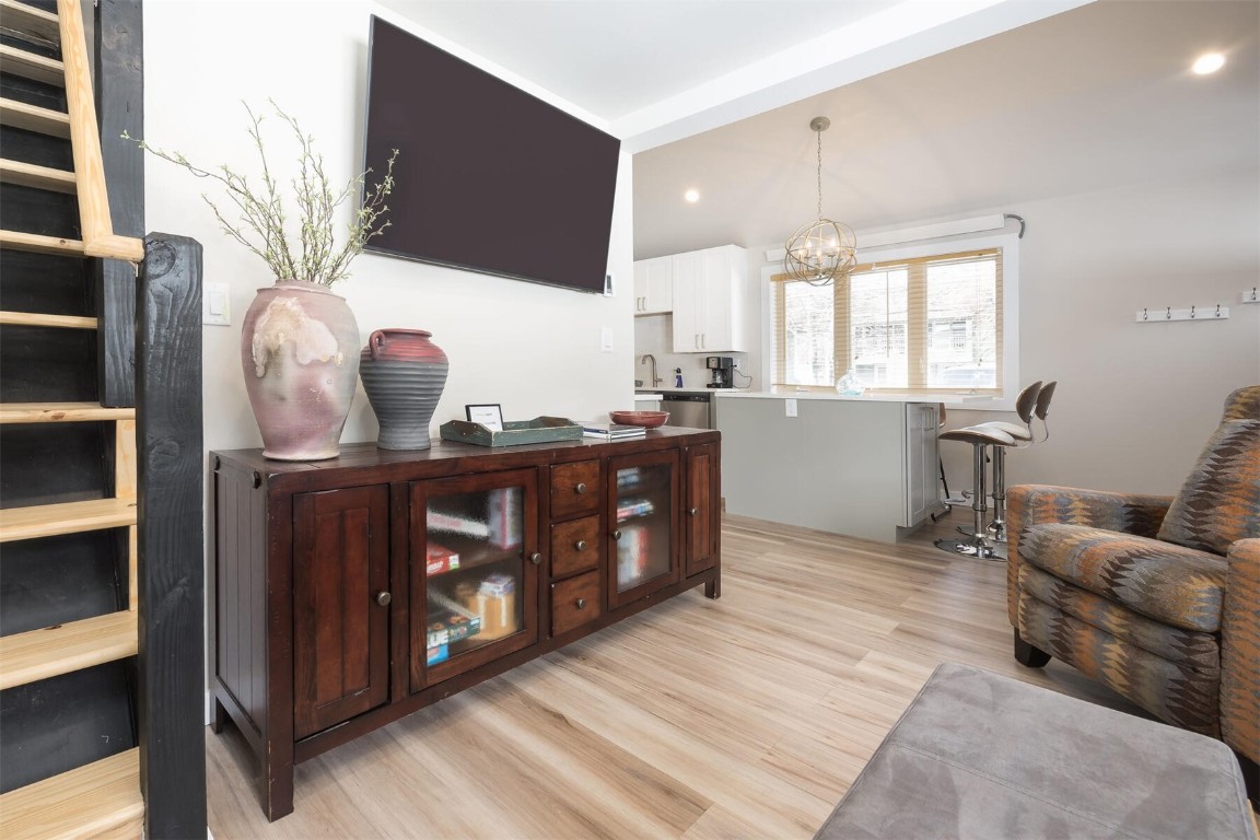 256 Cove Boulevard, Unit 6 Dillon, CO 80435 - Photo 2 of 32