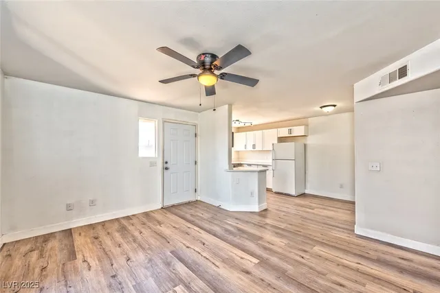 $1,050 | 3956 Danny Melamed Avenue, Unit 201, Las Vegas, NV 89110