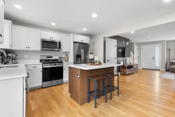 $455,000 | 30 Brook Street, Unit 5, Derry, NH 03038