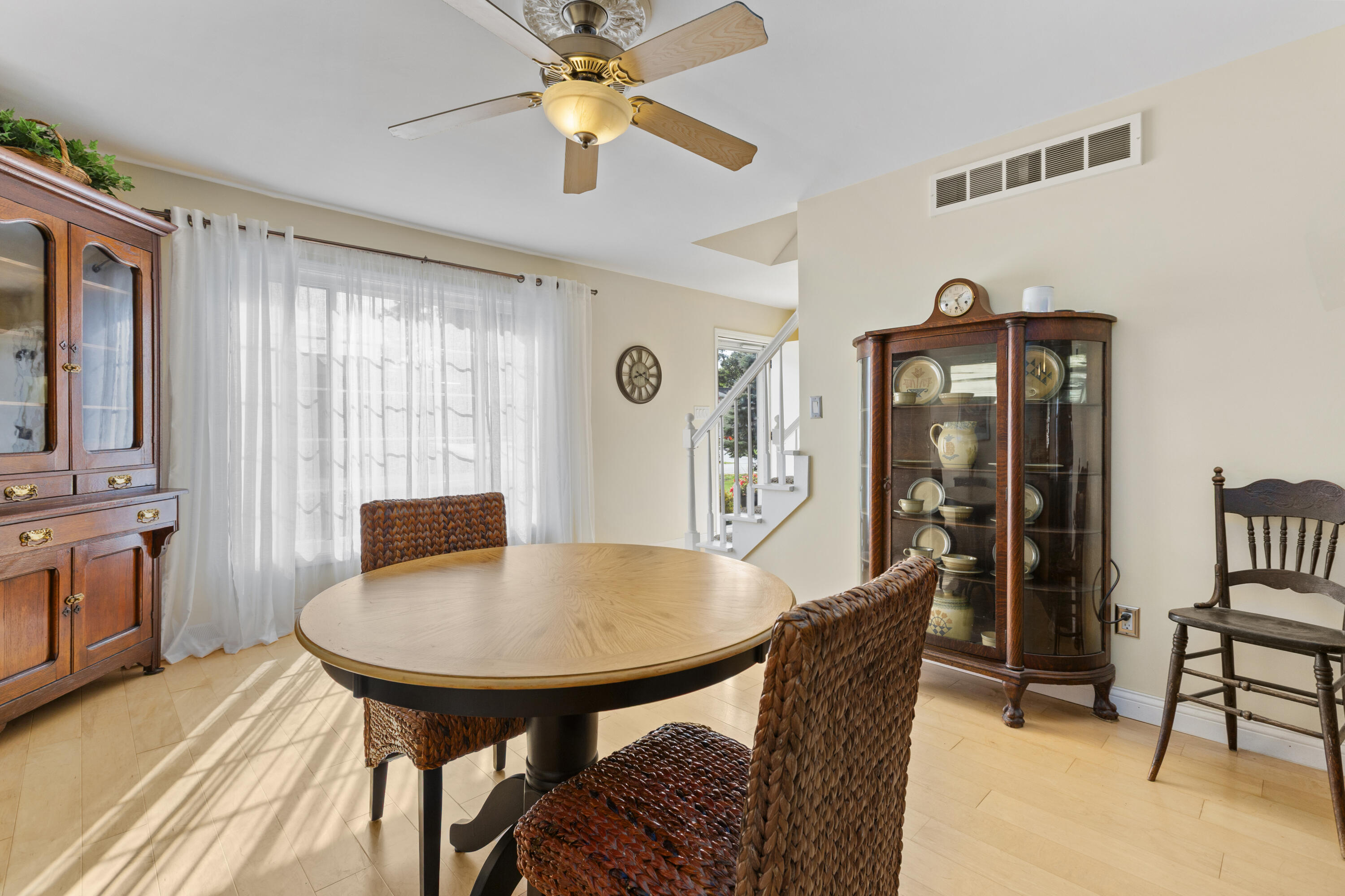 2233 Coldspring Road Crown Point, IN 46307 - Photo 3 of 21 3000x2000