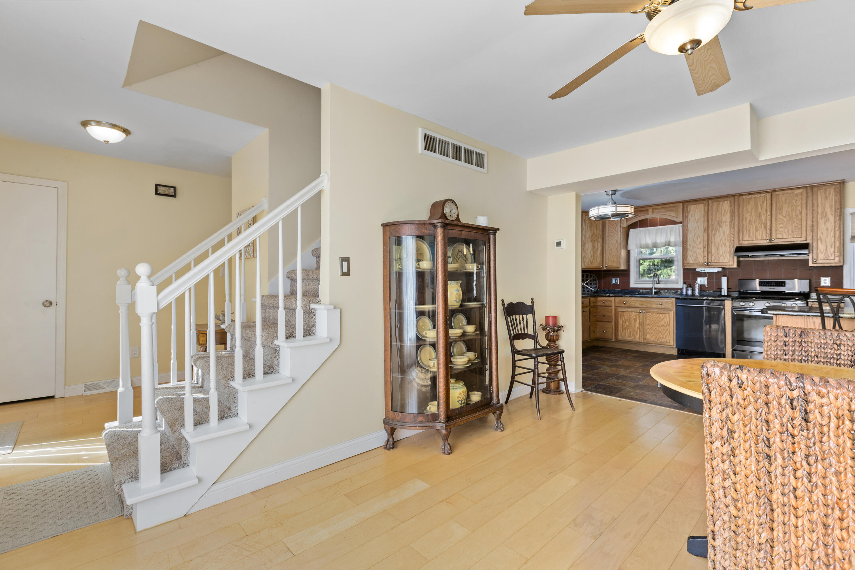 2233 Coldspring Road Crown Point, IN 46307 - Photo 4 of 21 3000x2000