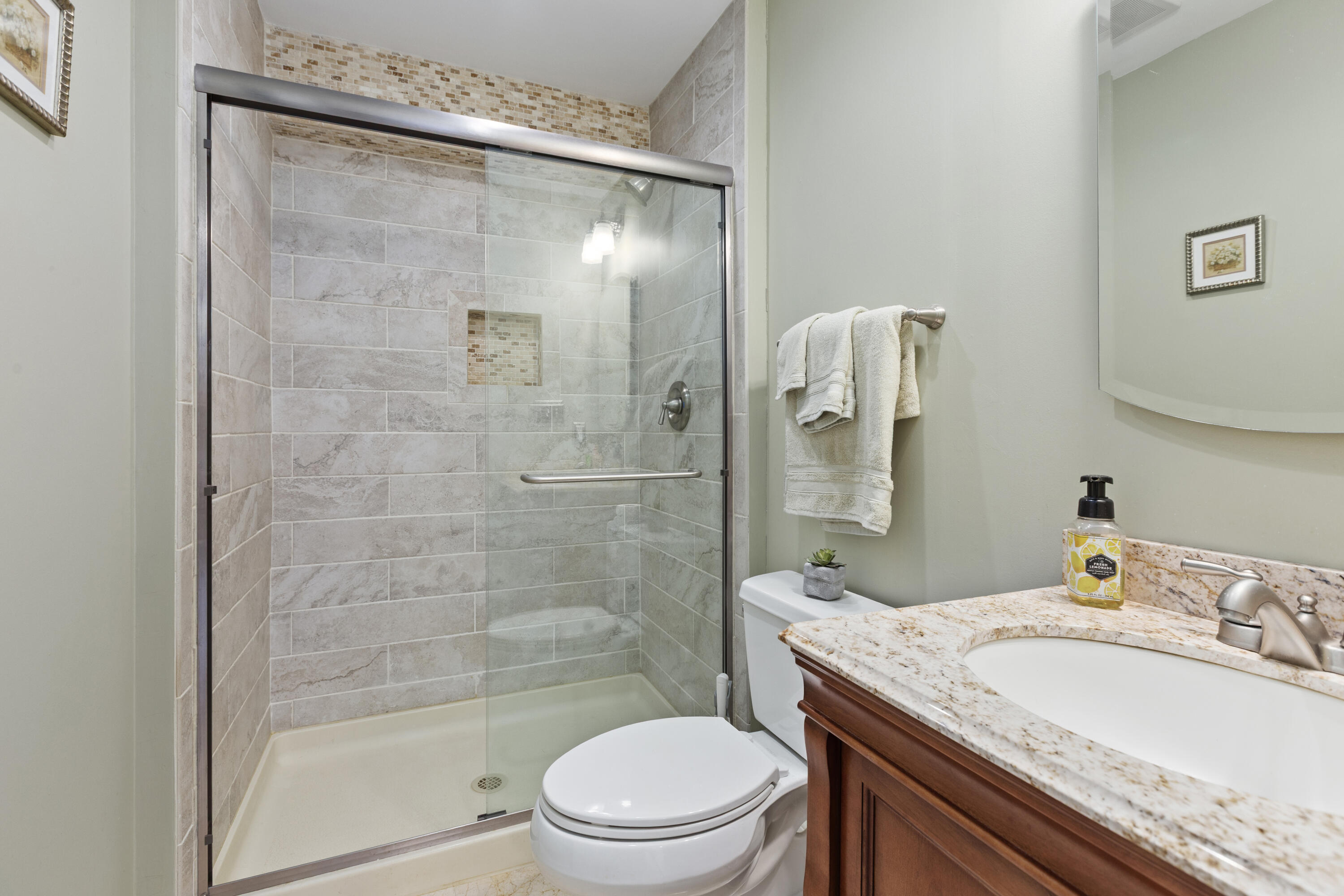 2233 Coldspring Road Crown Point, IN 46307 - Photo 9 of 21 3000x2000