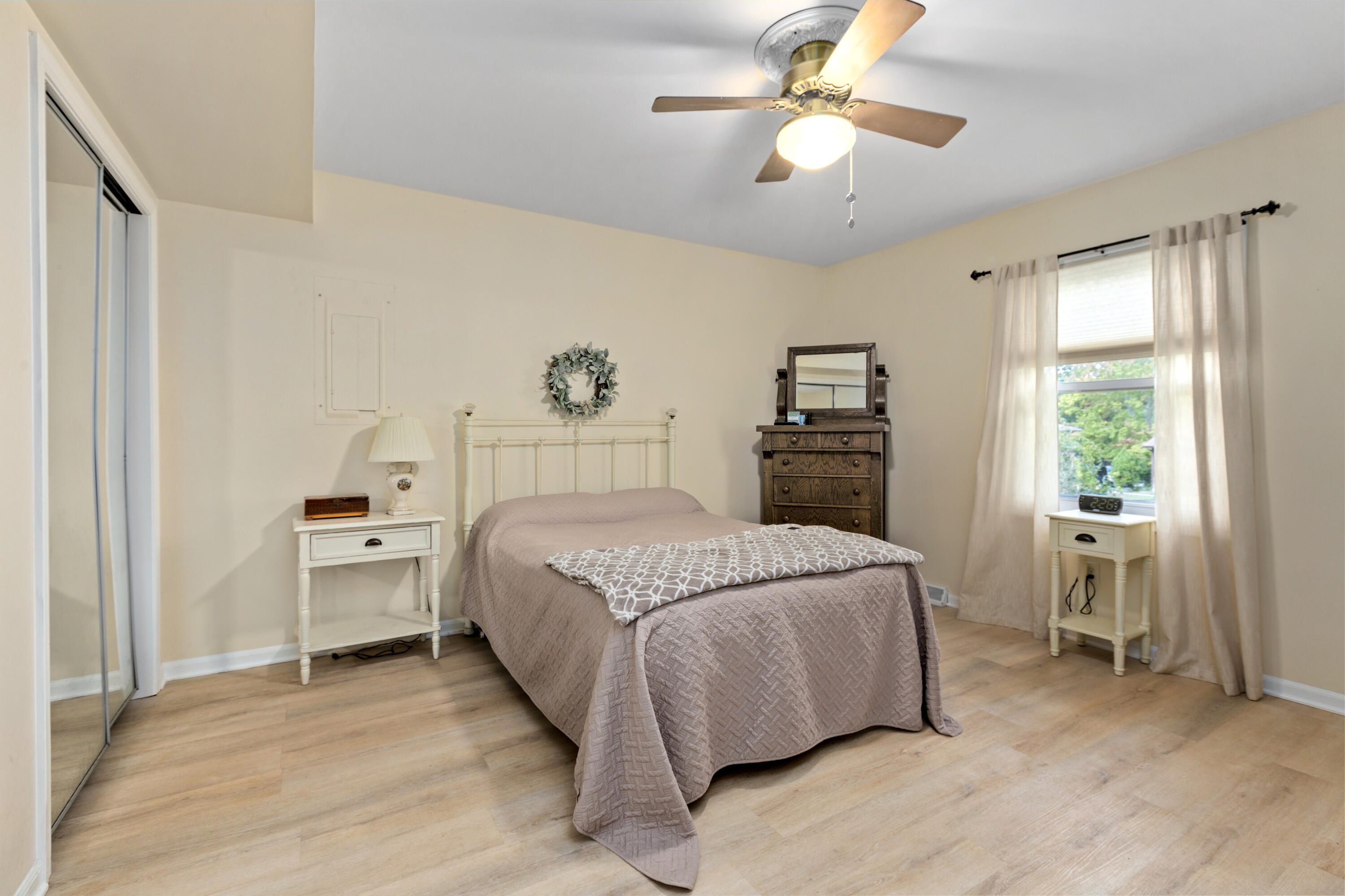 2233 Coldspring Road Crown Point, IN 46307 - Photo 10 of 21 3000x2000