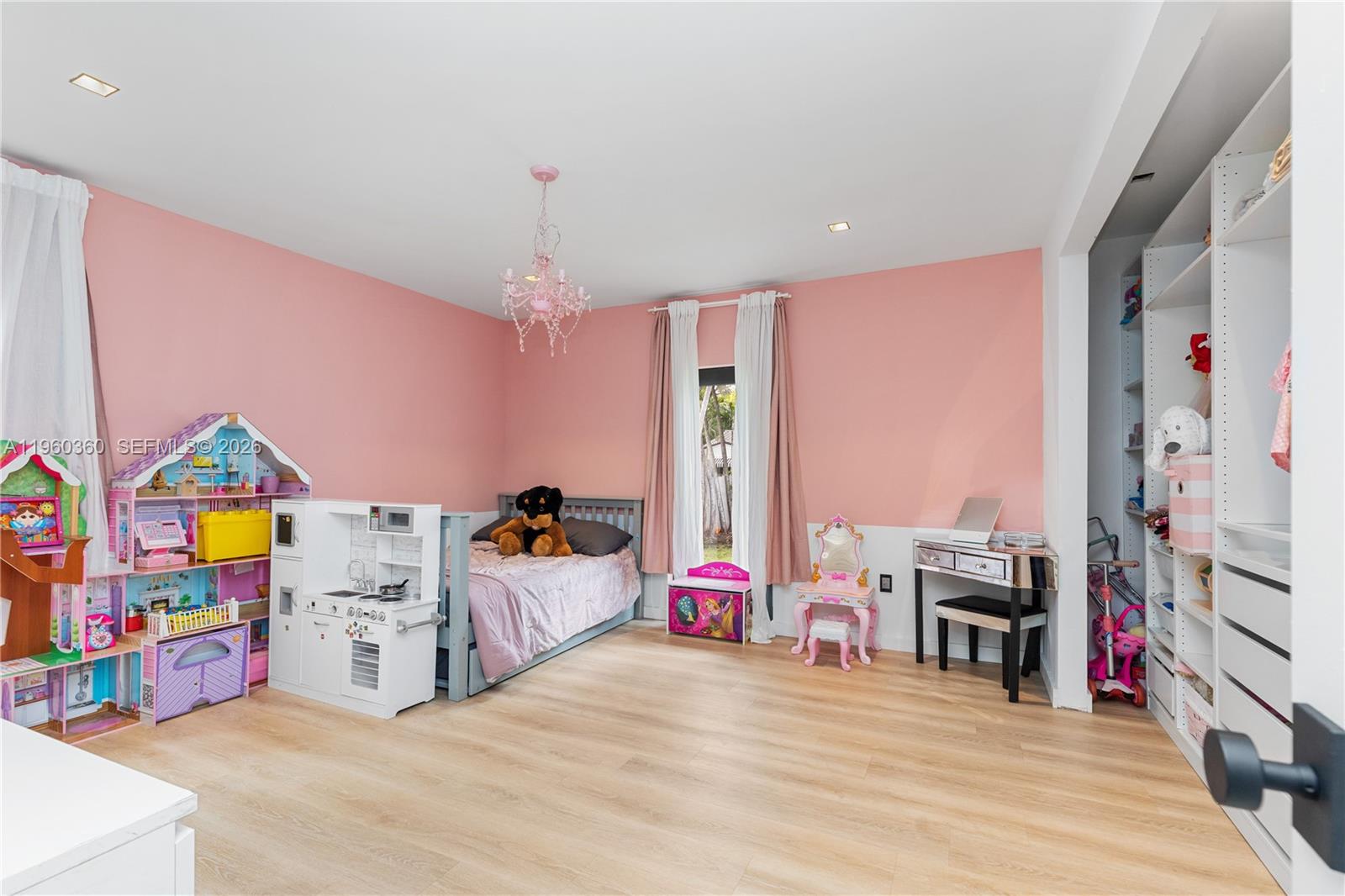 63 Southwest 31st Road Miami, FL 33129 - Photo 31 of 45